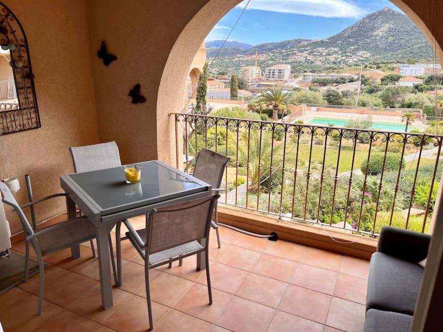 Joli Studio Tout Confort Proche Toutes Commodites Dans Residence Calme LʼÎle-Rousse Kültér fotó